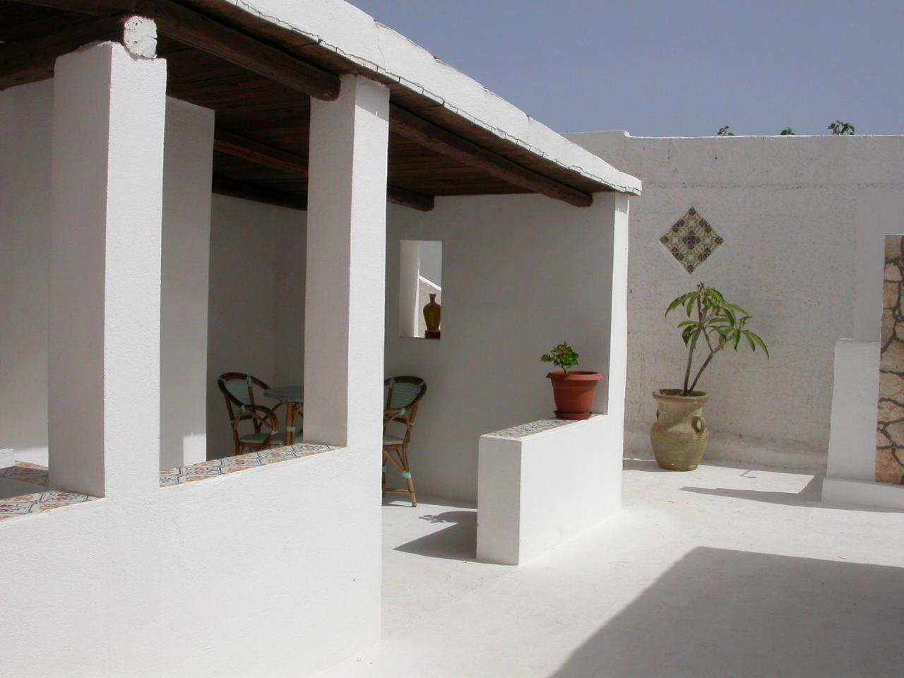 Hotel Macondo Lampedusa Exterior photo